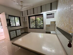Bedroom in 4 BHK Apartment at Green Orchid, Aundh – for Rent