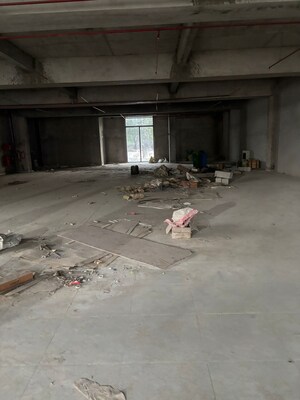 Parking in  Land at Sindhu Bhavan Road – for Rent