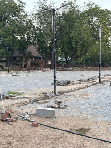 Plot Area in  Land at Sindhu Bhavan Road – for Rent