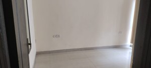 Room in 2 BHK Apartment at Piyush Heights, Sector 89 – for Sale