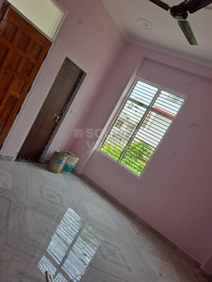 Room in 3 BHK Independent House at Gomti Nagar – for Rent
