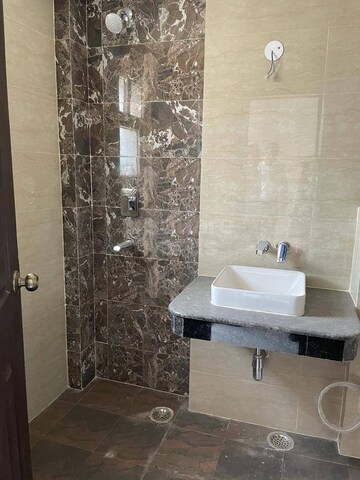 Bathroom in 3 BHK Independent House at Gomti Nagar – for Rent