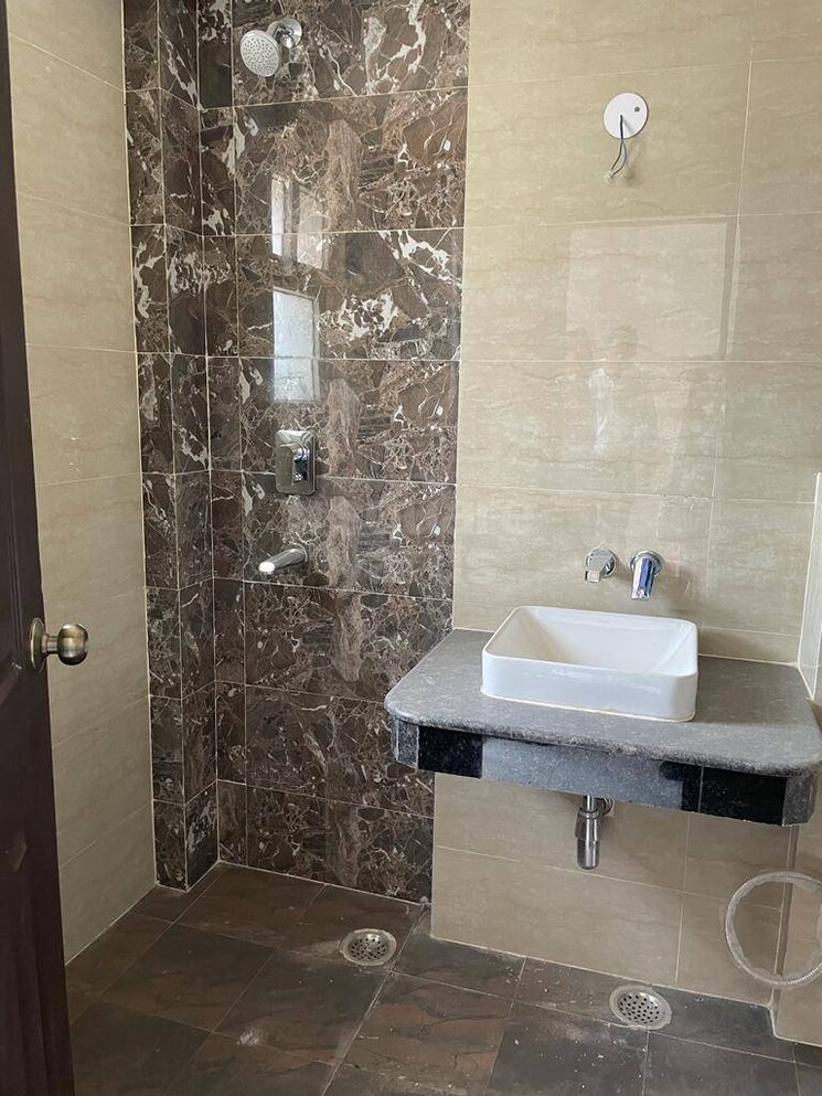 Bathroom, gomti nagar 3 Bedroom 1705 Sq.Ft. Independent House In Gomti Nagar Lucknow 9422349