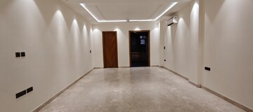 Room in 3 BHK Builder Floor at Lajpat Nagar 4 – for Sale
