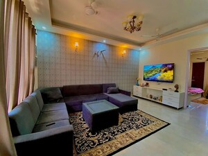 2.5 BHK Apartment For Rent in Sunny Enclave