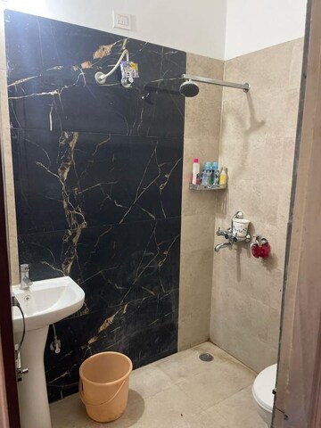 Furnished Amenities in 2.5 BHK Apartment at Sunny Enclave – for Rent