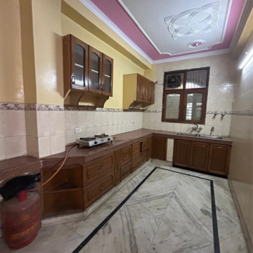 Kitchen in 3.5 BHK Villa at Sector 21 – for Rent