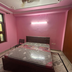 Bedroom in 3.5 BHK Villa at Sector 21 – for Rent