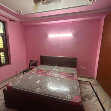 Bedroom in 3.5 BHK Villa at Sector 21 – for Rent