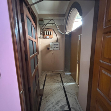 Building Lobby in 3.5 BHK Villa at Sector 21 – for Rent