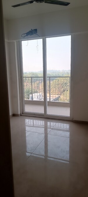 Room in 3 BHK Apartment at Tata La Vida, Sector 113 – for Rent
