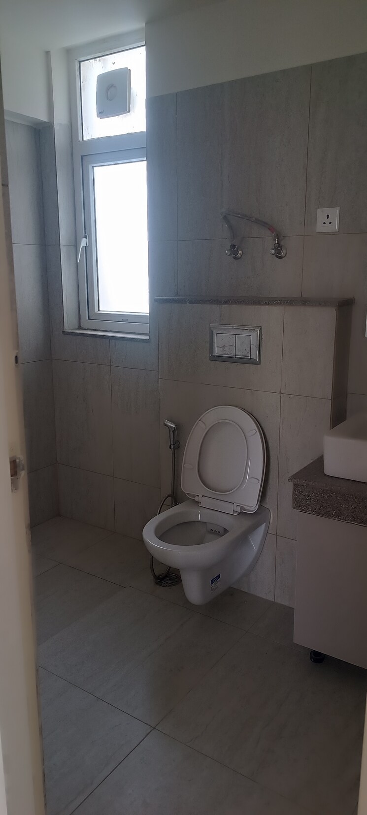 Bathroom, tata-la-vida 3 Bedroom 1579 Sq.Ft. Apartment In Sector 113 Gurgaon 9422686