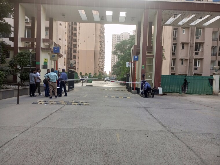  Parking, today-ridge-residency 3.5 Bedroom 1665 Sq.Ft. Apartment In Sector 135 Noida 9422827