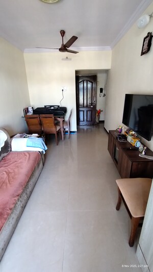 1 BHK Apartment For Sale in Kandivali West