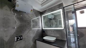 Attached Bathroom in 4 BHK Builder Floor at Unitech Espace Nirvana Country, Sector 50 – for Sale