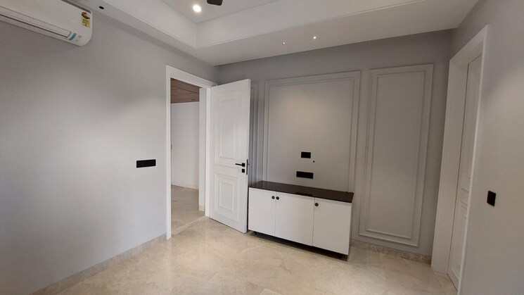 Room, unitech-espace-nirvana-country 4 Bedroom 3330 Sq.Ft. Builder Floor In Sector 50 Gurgaon 9422808