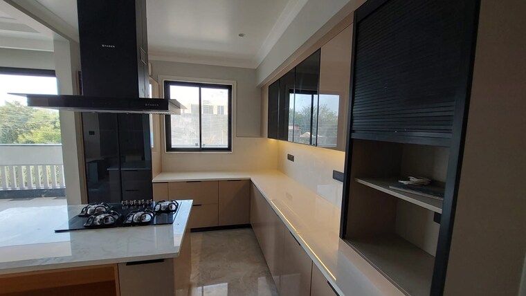 Kitchen, unitech-espace-nirvana-country 4 Bedroom 3330 Sq.Ft. Builder Floor In Sector 50 Gurgaon 9422808