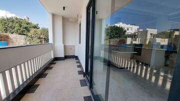 Balcony in 4 BHK Builder Floor at Unitech Espace Nirvana Country, Sector 50 – for Sale