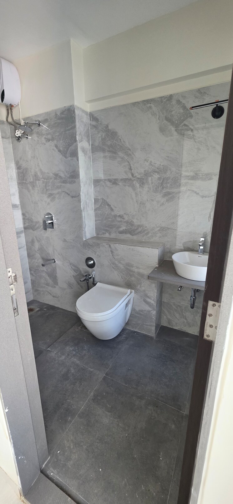 Bathroom, sahakar-revanta 3 Bedroom 1005 Sq.Ft. Apartment In Goregaon West Mumbai 9422844