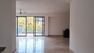 Room in 3.5 BHK Apartment at Marvel Selva Ridge Estate Villa, Bavdhan – for Rent