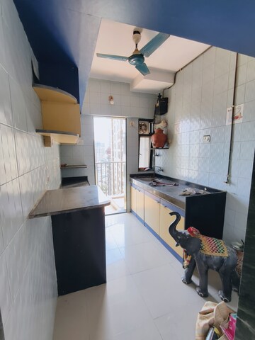 Master Bedroom in 2.5 BHK Apartment at Everest World Solitare, Kolshet Road – for Rent