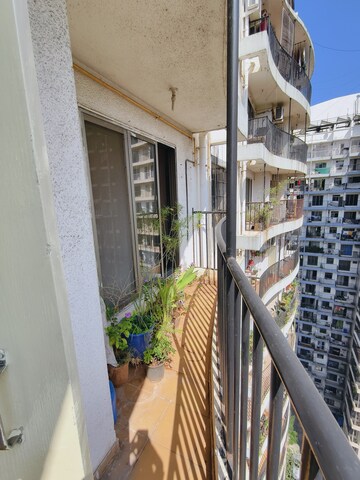 Balcony in 2.5 BHK Apartment at Everest World Solitare, Kolshet Road – for Rent