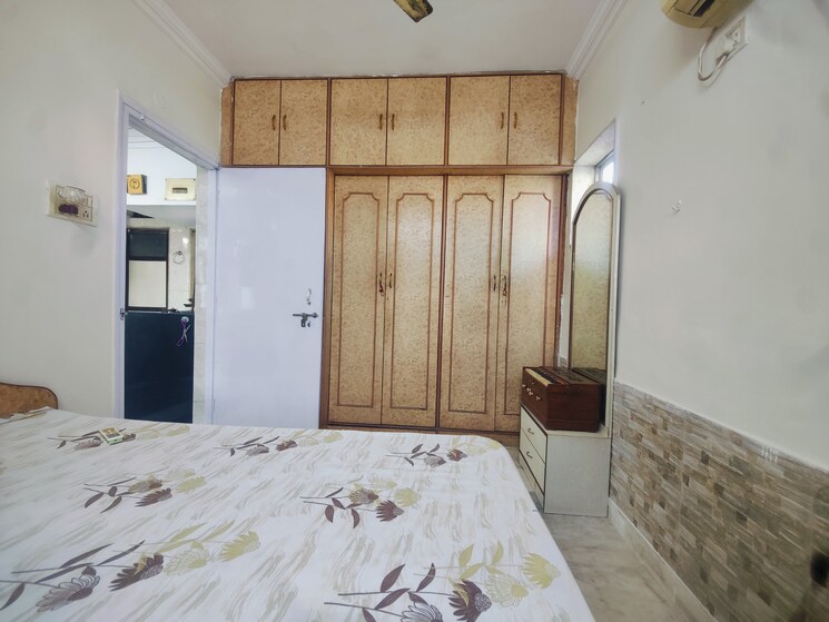 Bedroom, malad west 1 Bedroom 410 Sq.Ft. Apartment In Malad West Mumbai 9423097