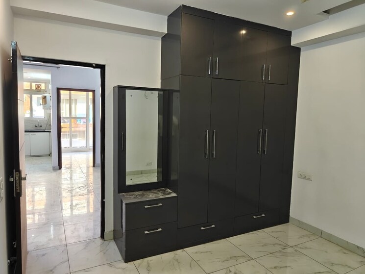 Room, dhakoli 3 Bedroom 1100 Sq.Ft. Builder Floor In Dhakoli Zirakpur 9422919