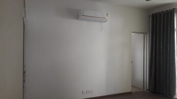 Room in 3.5 BHK Builder Floor at Vatika Premium Floors, Sector 82 – for Rent