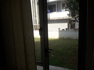 Building Lobby in 3.5 BHK Builder Floor at Vatika Premium Floors, Sector 82 – for Rent