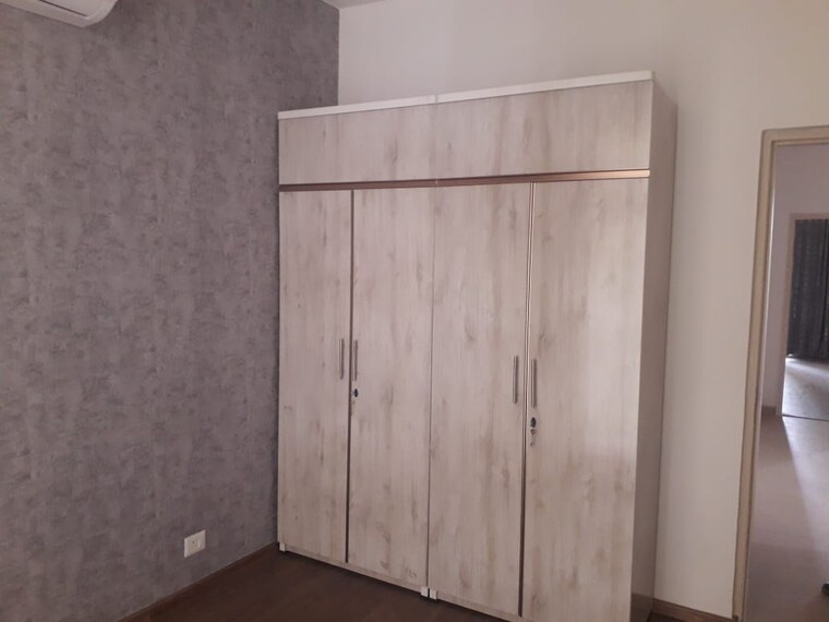 Room, vatika-premium-floors 3.5 Bedroom 360 Sq.Yd. Builder Floor In Sector 82 Gurgaon 9423314