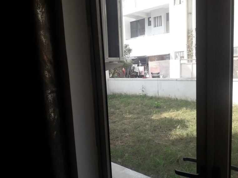 Balcony, vatika-premium-floors 3.5 Bedroom 360 Sq.Yd. Builder Floor In Sector 82 Gurgaon 9423314