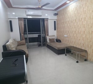 Team Area in 2 BHK Apartment at Thane West – for Sale