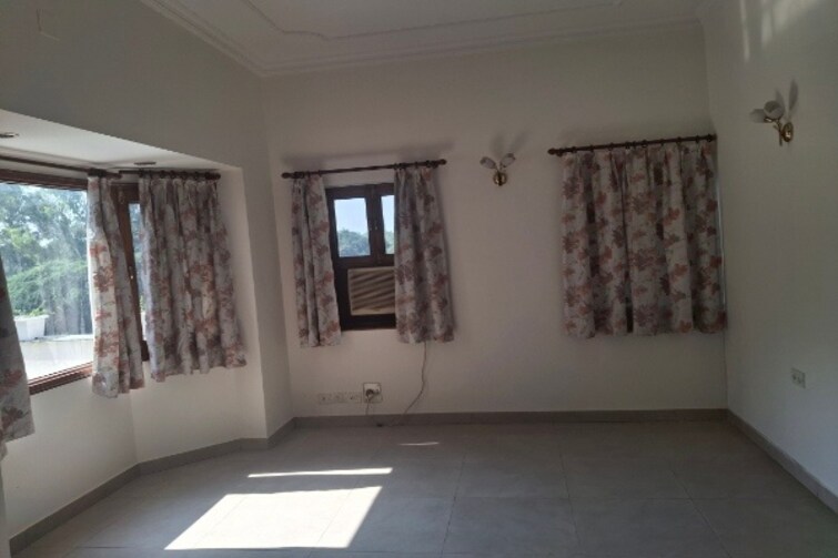 Cover Image, sunder nagar 2 Bedroom 2000 Sq.Ft. Apartment In Sunder Nagar Delhi 9423279