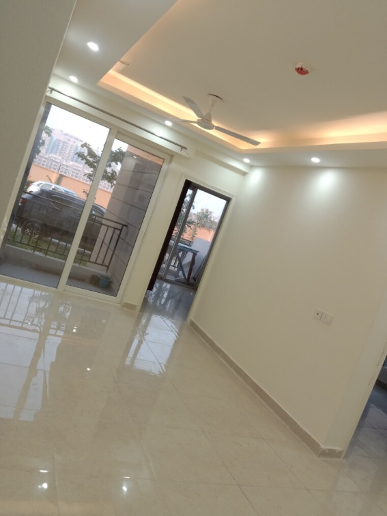 undefined, signature-global-prime 2 Bedroom 834 Sq.Ft. Apartment In Sector 63a Gurgaon 9423464