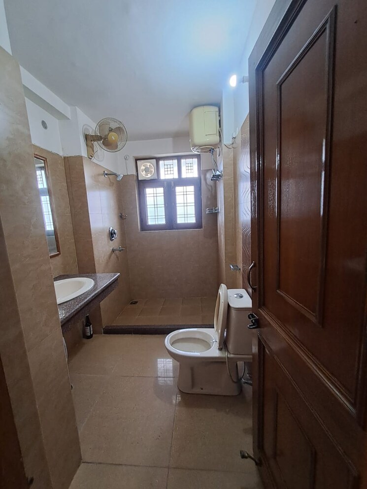 Living Room, sahastradhara road 3 Bedroom 370 Sq.Yd. Independent House In Sahastradhara Road Dehradun 9423429