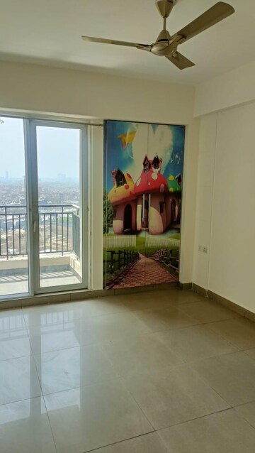 3 BHK Apartment For Rent in Exotica Dreamville, Sector 16c Greater Noida