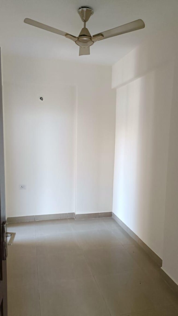 Room, exotica-dreamville 3 Bedroom 1705 Sq.Ft. Apartment In Sector 16c Greater Noida Greater Noida 9423439