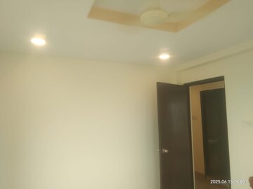 Room in 3 BHK Apartment at Rajarhat – for Sale