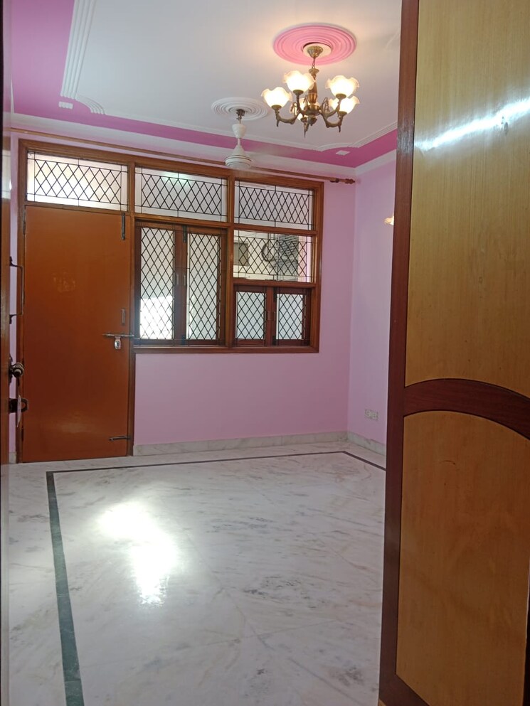 Room, govindpuri 2 Bedroom 590 Sq.Ft. Builder Floor In Govindpuri Delhi 9423538