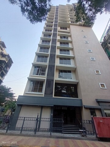 2 BHK Apartment For Sale in Dadar West