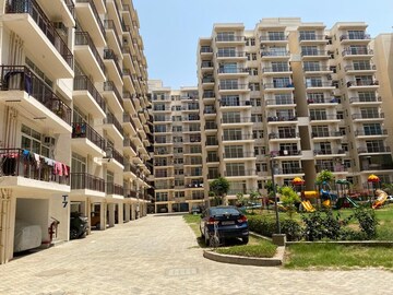 3 BHK Apartment For Rent in Amrapali Leisure Park, Amrapali Leisure Valley
