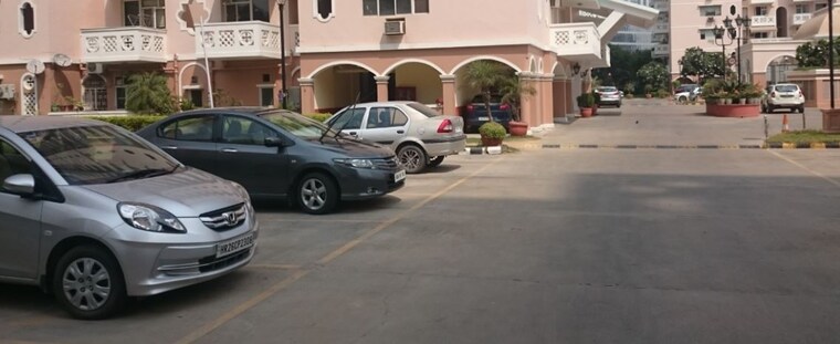  Parking, dlf-the-icon 5 Bedroom 2810 Sq.Ft. Apartment In Dlf Phase V Gurgaon 9423581