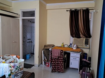 Living Room in 2 BHK Builder Floor at Saket – for Rent