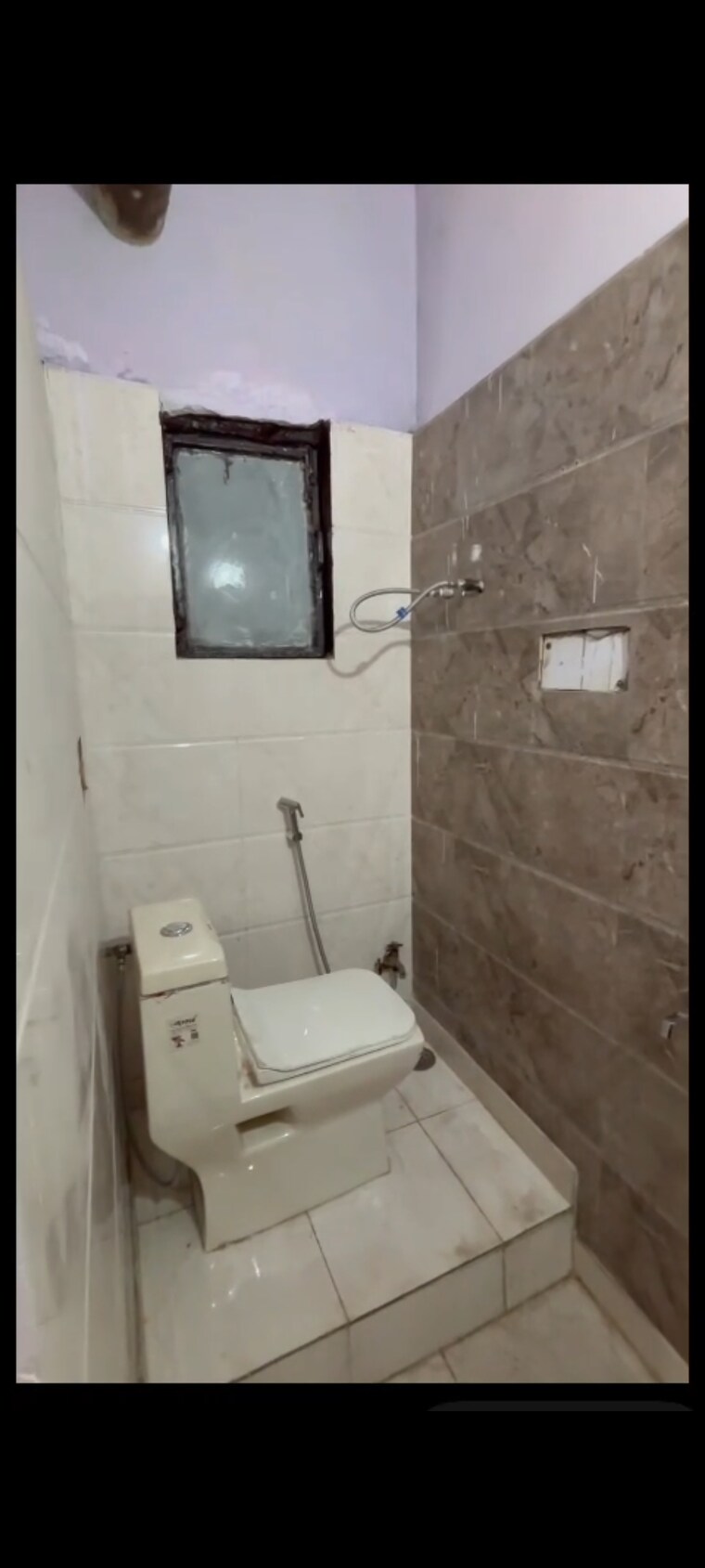 Bathroom, pitampura 2 Bedroom 800 Sq.Ft. Builder Floor In Pitampura Delhi 9423601