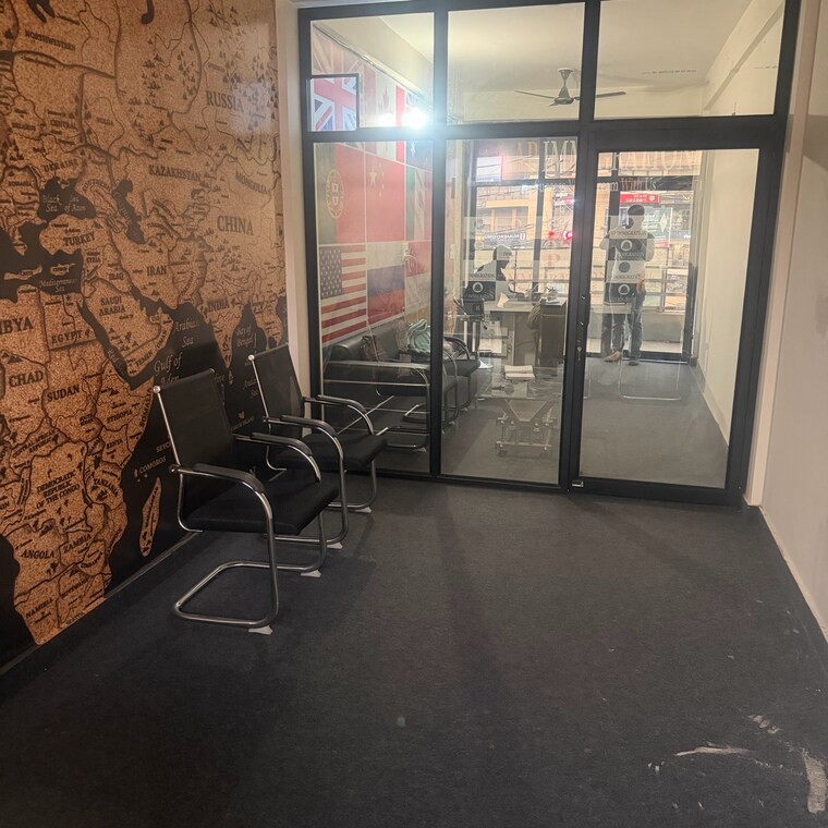 Gym, modipuram Commercial Shop 306 Sq.Ft. In Modipuram Meerut 9423674