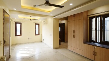 Room in 3 BHK Independent House at Sector 36 – for Rent
