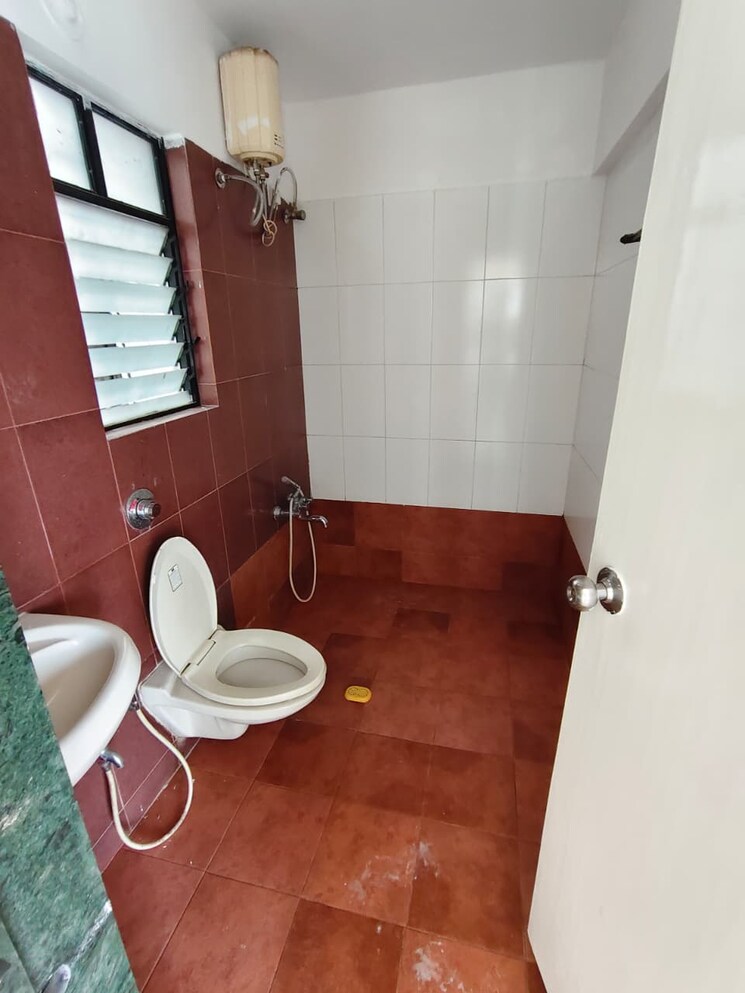 Bathroom, balewadi 2 Bedroom 1100 Sq.Ft. Apartment In Balewadi Pune 9423688