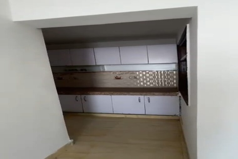 Kitchen, chattarpur 1 RK 400 Sq.Ft. Builder Floor In Chattarpur Delhi 9423759