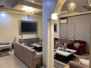 Living Room in 4 BHK Builder Floor at Greater Kailash ii – for Rent